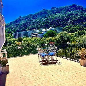 Apartamento de 2 Dormitorios